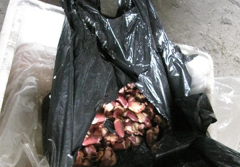 Lòng lợn- tim gà "thối" suýt lên mâm nhậu nhà hàng