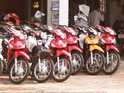 Tìm chủ sở hữu 10 chiếc xe máy nhãn hiệu Honda