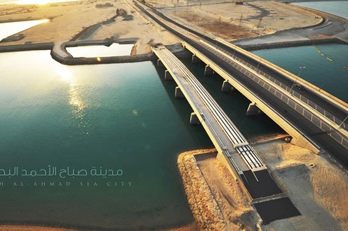 Thành phố biển giữa lòng sa mạc