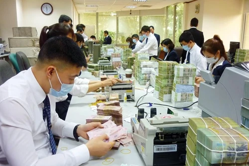 Ngân hàng Nhà nước: Đặt mục tiêu tăng trưởng tín dụng hết quý II đạt 5-6%, lãi suất cho vay giảm 1-2%/năm