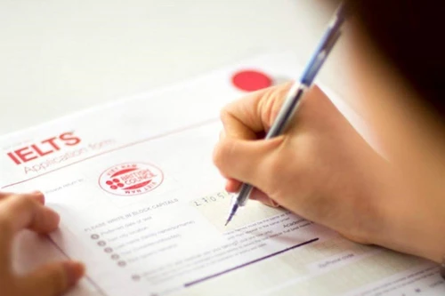 Cán bộ bồi dưỡng tiếng Anh, thi IELTS được hỗ trợ tới 65 triệu đồng/người