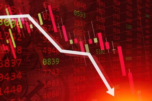 VN-Index rơi không phanh, “bão táp” tiếp tục vùi dập nhà đầu tư