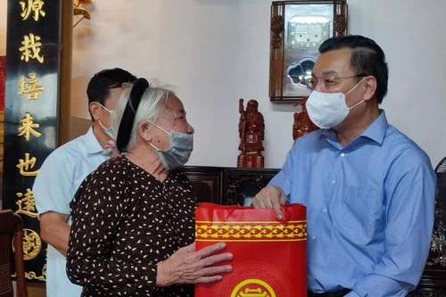 Hà Nội chi hơn 3,8 tỷ đồng tặng quà đối tượng chính sách dịp Quốc khánh