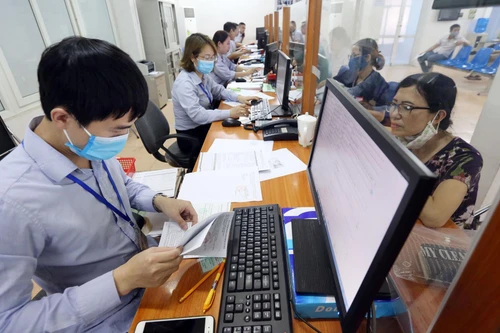 Từ 1-6, trung tâm dịch vụ việc làm phải có ít nhất 15 viên chức