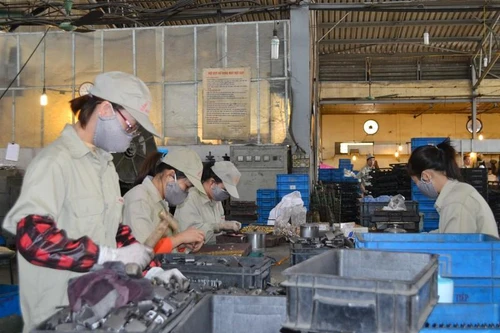 Khảo sát tiền lương tại 2.000 doanh nghiệp để đề xuất tăng lương tối thiểu vùng