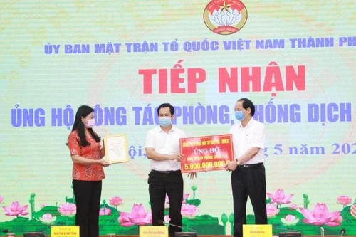 Hà Nội: Nhiều tổ chức, doanh nghiệp, cá nhân tích cực ủng hộ, góp sức phòng, chống dịch Covid-19