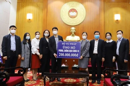 Tiền ủng hộ phòng, chống dịch Covid-19 đạt hơn 21.000 tỷ đồng