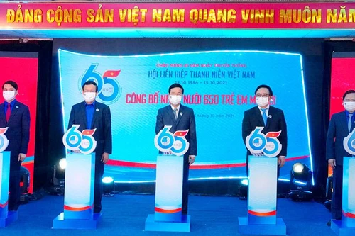 “Tôi yêu Tổ quốc tôi” đồng hành cùng 650 trẻ mồ côi do Covid-19