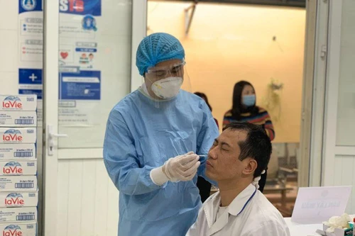 Bác sĩ Bệnh viện Phổi dương tính SARS-CoV-2 liên quan chùm ca bệnh Đà Nẵng