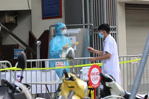 Hà Nội ghi nhận 18 người dương tính SARS-CoV-2, 10 ca liên quan chung cư Sunshine