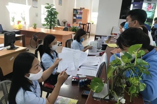 Thời gian chờ làm thủ tục bảo hiểm xã hội sẽ chỉ còn 15 phút/ lượt giao dịch