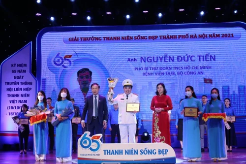 Tuyên dương 30 gương thanh niên Thủ đô sống đẹp