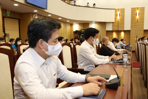 Hà Nội chi gần 900 tỷ hỗ trợ học phí trong năm học 2021-2022