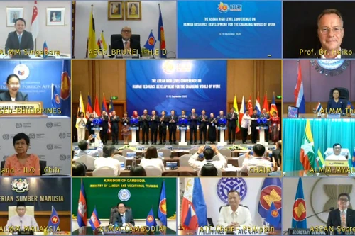 ASEAN phát triển nguồn nhân lực cho thế giới công việc đang đổi thay 