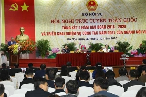 14 bộ ngành, 22 tỉnh, thành phố thực hiện thi tuyển lãnh đạo quản lý