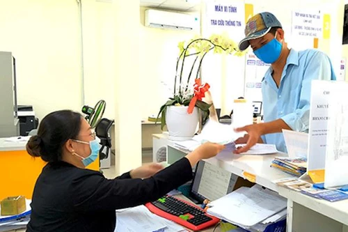 Nghỉ hưu trước tuổi, tỉ lệ hưởng lương hưu được tính thế nào?