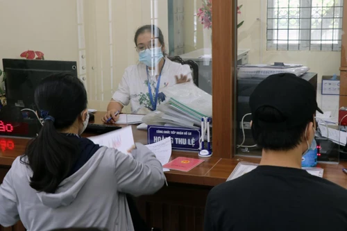 Hà Nội: Thực hiện mô hình chính quyền đô thị, biên chế công chức thay đổi thế nào?