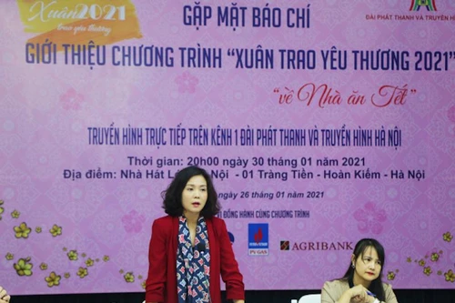 Lan toả yêu thương cùng chủ đề "Về nhà ăn Tết"
