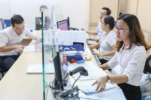 Sắp quản lý cán bộ, công chức bằng hồ sơ điện tử