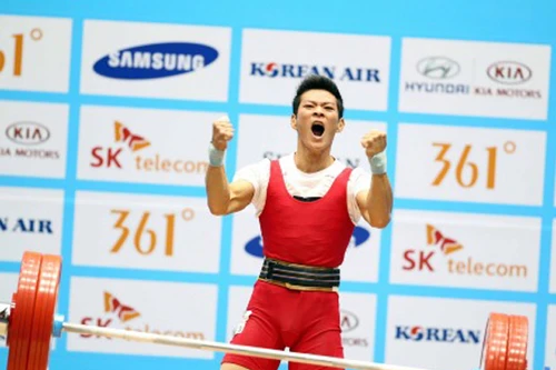 Lực sỹ Thạch Kim Tuấn được đi máy bay hạng thương gia tới Rio