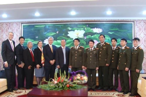 Các đoàn đại diện Giáo hội chúc tết CATP Hà Nội