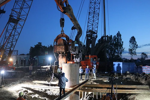 Vẫn chưa xác định được thời điểm có thể đưa thi thể bé Hạo Nam lên