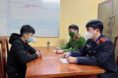 Khởi tố đối tượng quan hệ tình dục với bạn gái chưa đủ 16 tuổi