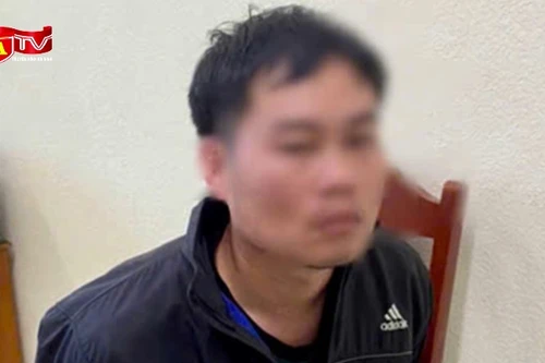  Bắt kẻ sát hại con nhỏ sau 7h lẩn trốn