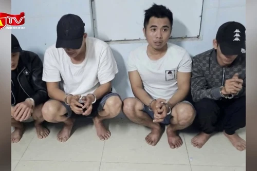 Đột kích bắt quả tang nhóm đối tượng tổ chức sử dụng ma túy tại nhà riêng