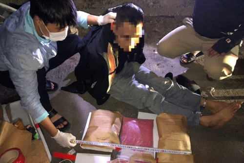 Xuyên đêm truy bắt 2 đối tượng vận chuyển số lượng lớn ma túy 