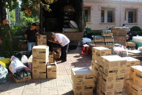 [Tin nhanh tối 2-11-2022] Triệt phá đường dây sản xuất hàng nghìn chai dầu nhớt Castrol giả