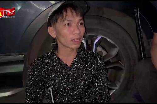 Tuần tra phát hiện thanh niên giấu bọc ma túy trong vùng kín