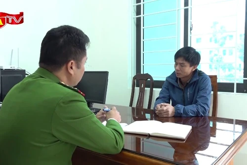 Khởi tố nhóm đối tượng về tội gây rối trật tự công cộng do đốt pháo hoa nổ