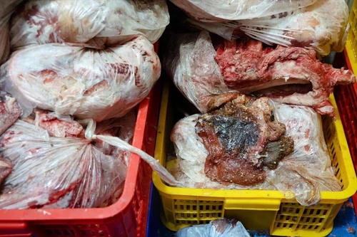 Khởi tố đường dây biến hàng nghìn tấn thịt trâu Ấn Độ thành thịt trâu gác bếp Hà Giang