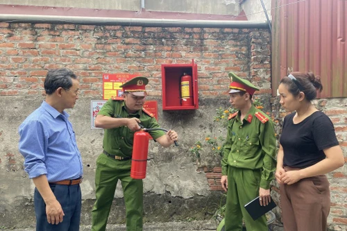 Xây dựng công an phường kiểu mẫu vì nhân dân phục vụ