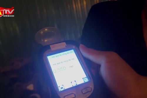 Nhiều lái xe có ‘cồn’ sau khi nâng chén mừng ngày 20/10