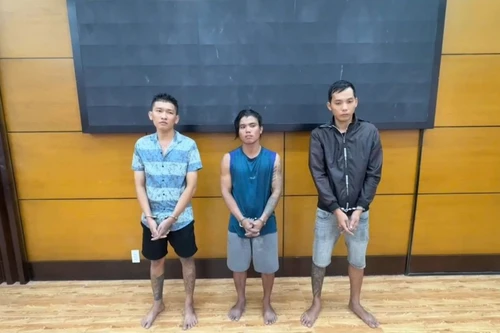 Ba đối tượng giả danh Công an, hành hung nạn nhân để cướp tài sản 