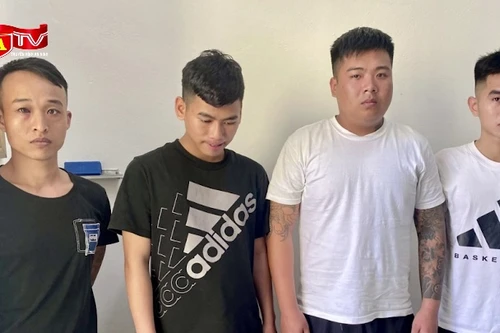 Thiếu tiền tiêu xài, nhóm đối tượng câu kết thu tiền bảo kê tại biển Hải Tiến