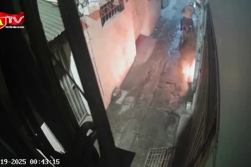 Điều tra vụ phóng hỏa tại quận Hoàng Mai