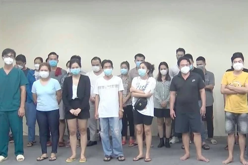 [Tin nhanh tối 13-4-2022] Truy tố 43 người trong đường dây đánh bạc 88.000 tỷ đồng