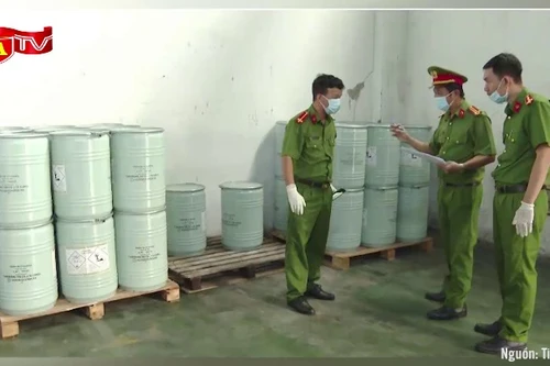Thu giữ 9.500 kg xyanua sau một tháng truy quét