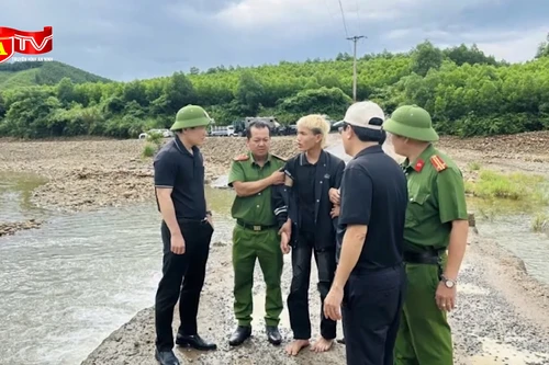 Tạm giữ hình sự 4 người trong vụ dùng súng bắn 1 thanh niên tử vong