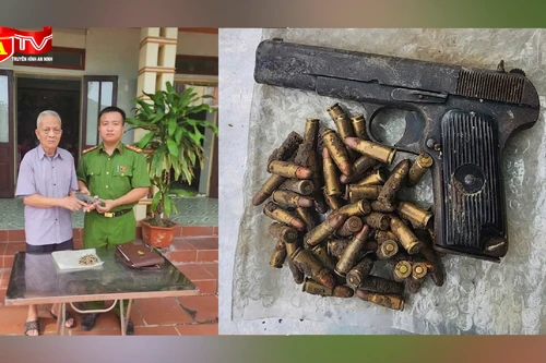 Giao nộp súng K54 và 57 viên đạn cho công an sau khi đào được ở bụi chuối