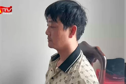 Bắt 'nóng' thanh niên dùng dao cướp ngân hàng 