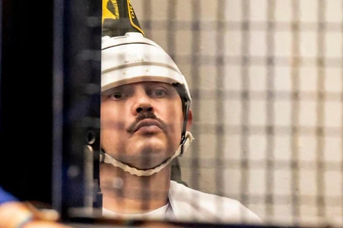 Bị cáo giết người hàng loạt ở California không phải hầu tòa