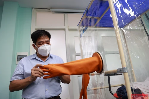 Buồng lấy mẫu xét nghiệm Covid-19 an toàn chỉ 10 triệu đồng