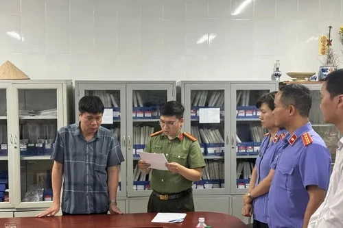 Nhận hối lộ, Trưởng khoa Điều trị bắt buộc, Bệnh viện Tâm thần Trung ương I bị bắt