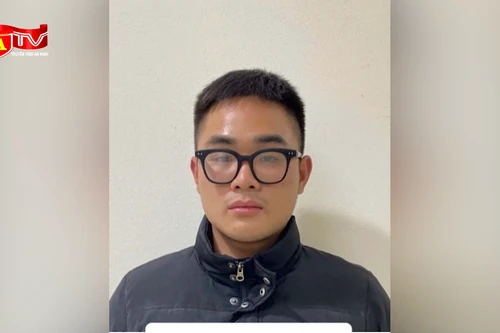 Tạm giữ hình sự đối tượng đánh bất tỉnh người đàn ông sau va chạm giao thông