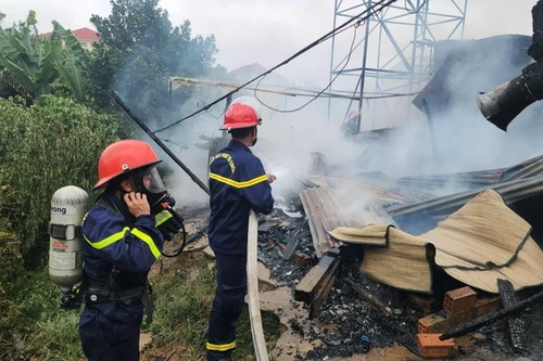  Mẹ quên tắt bếp gas gây hỏa hoạn làm 3 cháu nhỏ tử vong