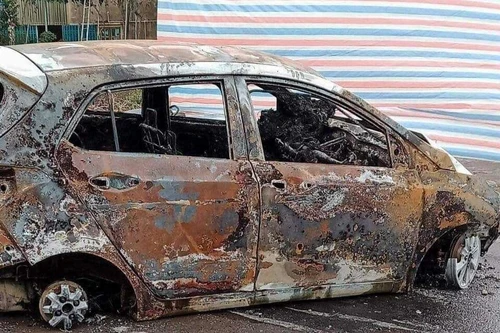 Phát hiện thi thể một người đàn ông chết cháy trong xe ô tô